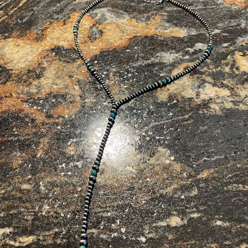 Sterling Silver Navajo pearl style 3-5mm Lariat w/turquoise pearl accents. - Picture 6 of 9